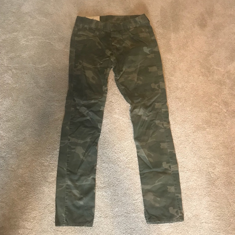Hollister Camo Jeans Men’s 29x32